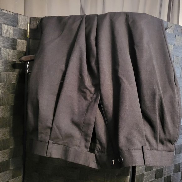 Jos A. Bank Charcoal Dress Pants - 34S - AB0403 - Picture 3 of 4